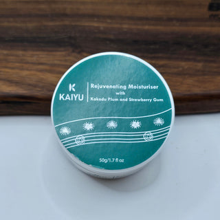 Kakadu Plum and Strawberry Gum Rejuvenating Moisturiser